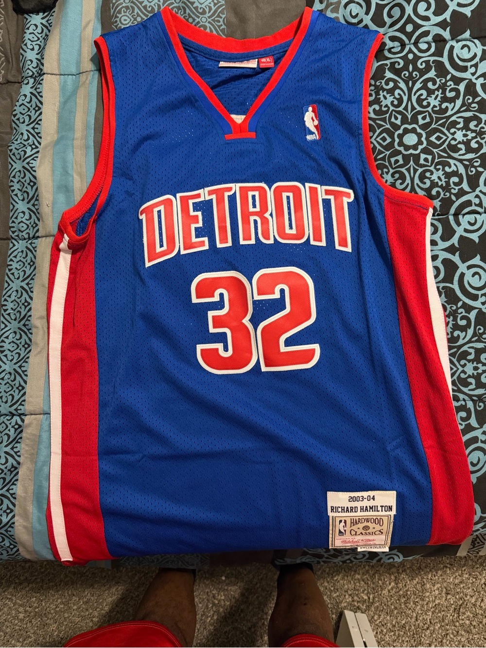 Mitchell & Ness Detroit Pistons #32 Jersey - Blue/Red